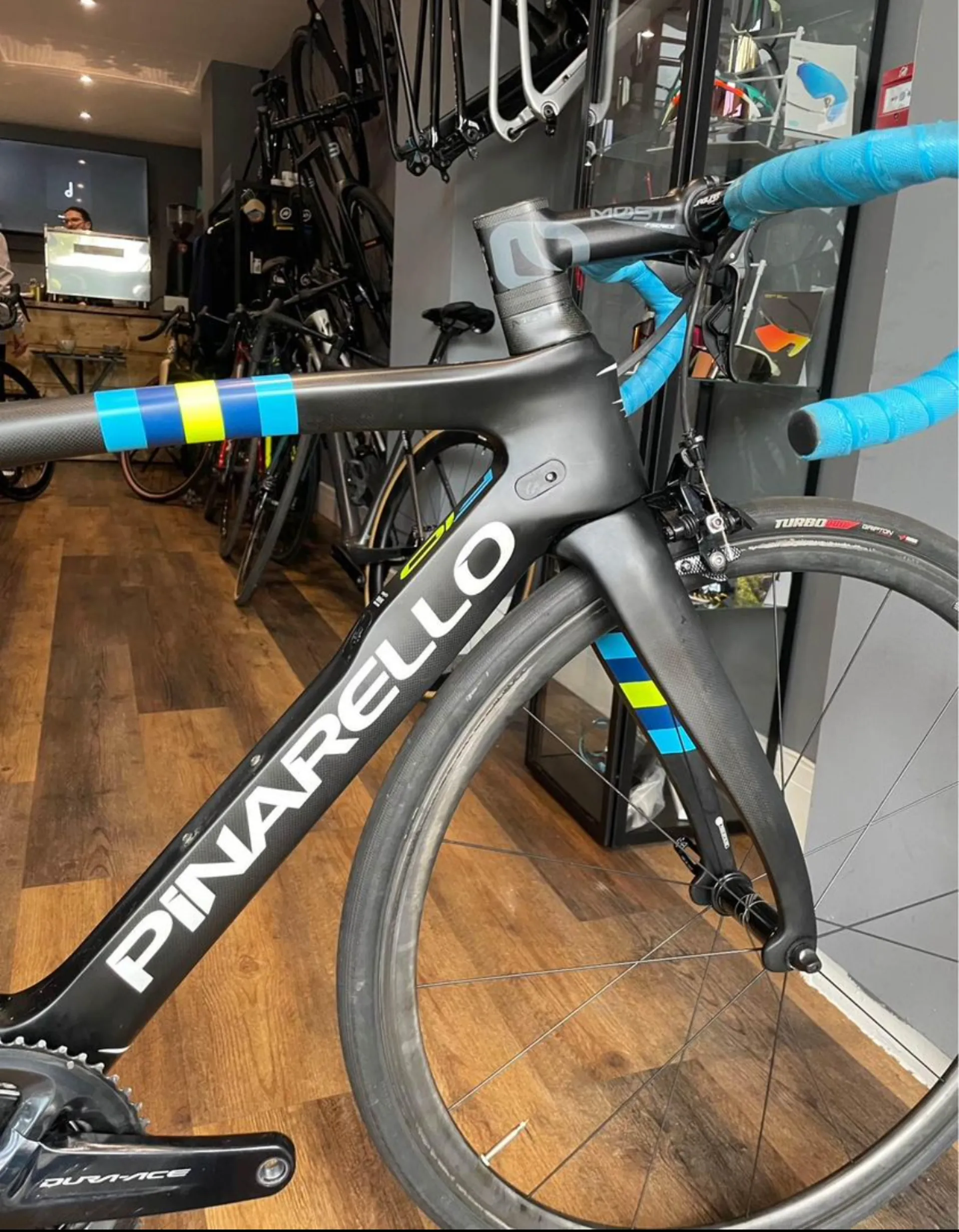 Pinarello Dogma F10 Shimano Dura ace Di2 GranFondo Edition