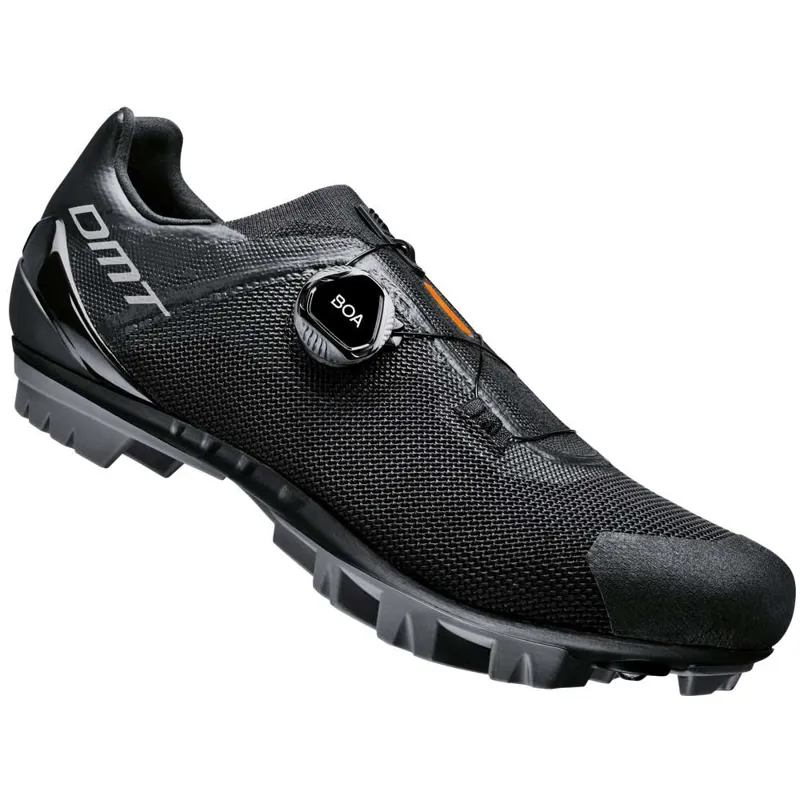 DMT KM4 MTB Shoes in Black