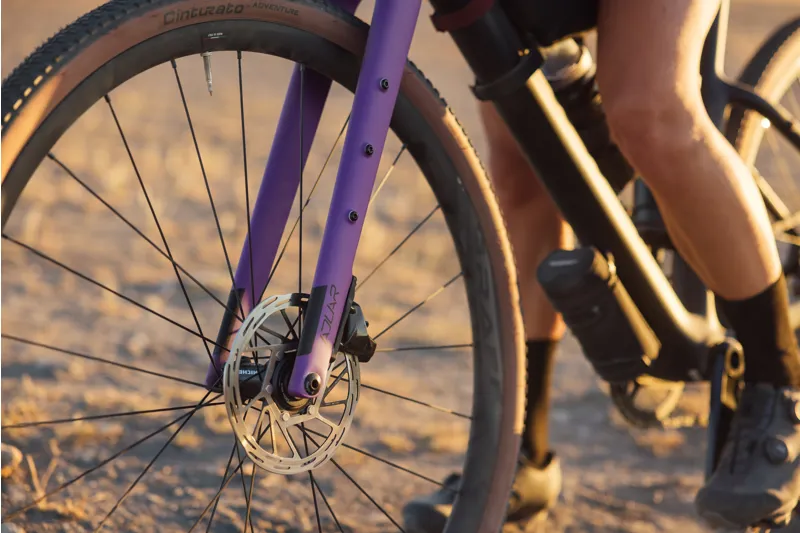 WILIER ADLAR RIVAL XPLR AXS BLACK PURPLE-2