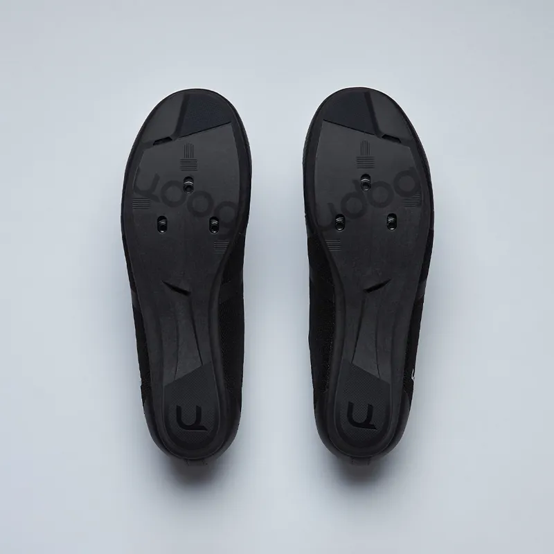 UDOG CIMA SHOES PURE BLACK-1