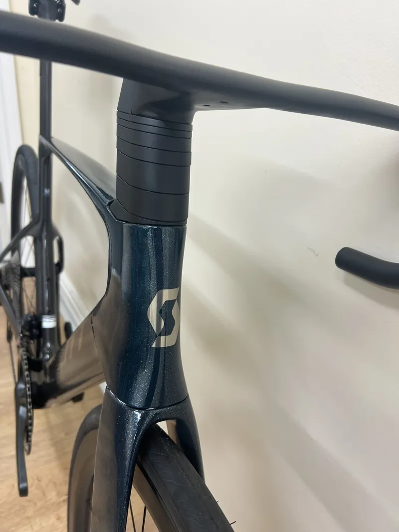 Scott Foil Rc - Ultegra Di2 Road bike-3