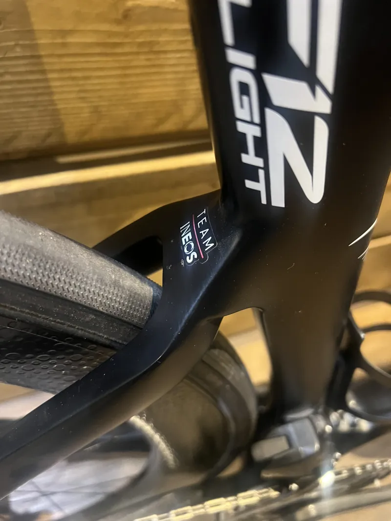Pinarello Dogma F12  X-Light LTD Sram AXS-2
