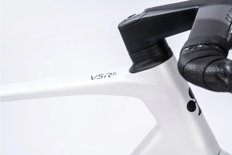 Colnago V5rs Disc 2025 Carbon Road Bike Ultegra Di2 SDM5-2