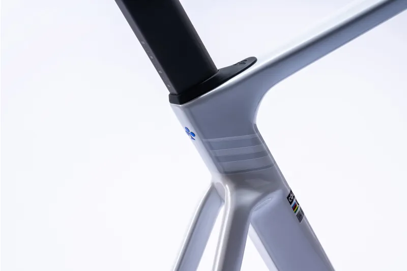 Colnago V5rs Disc 2025 Carbon Road  Bike Dura Ace Di2 VRWB-5