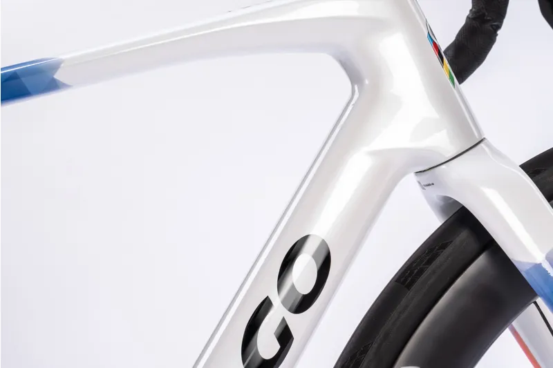 Colnago V5rs Disc 2025 Carbon Road Complete Bike Ultegra Di2 VRWC-2