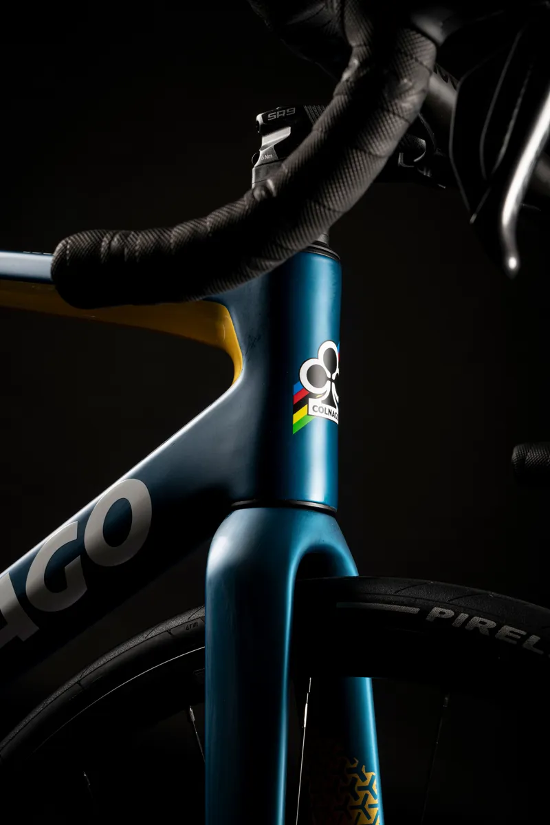 Colnago V3 Disc 2023 Complete Road Bike Rival AXS Code Mkbl-3